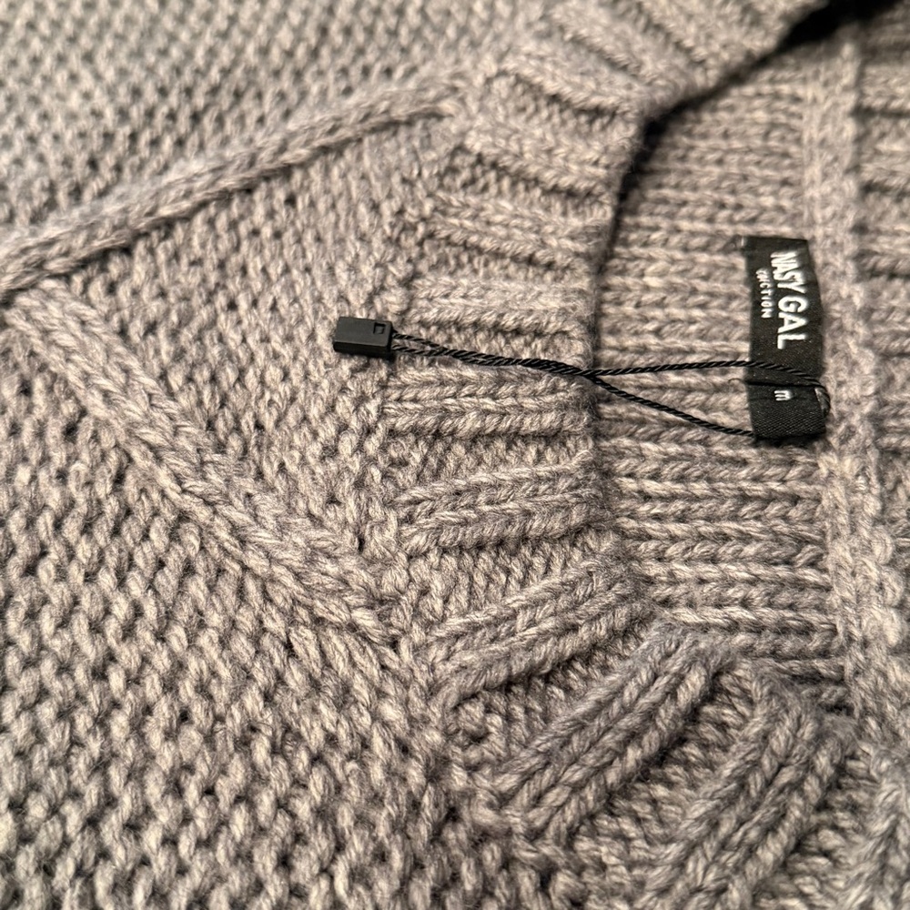 Nasty Gal Gray Cable Knit Sweater - Picture 11 of 13